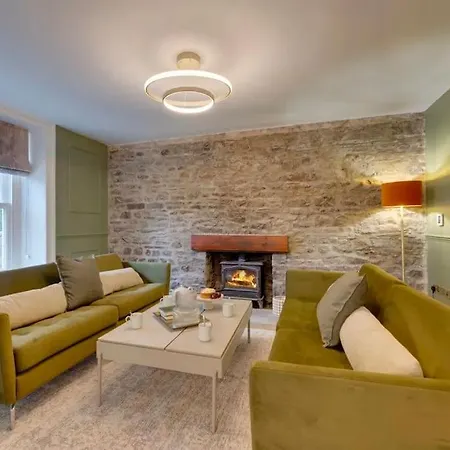 Newly Renovated 4 Bedroom With Wood Burner Prázdninový dům