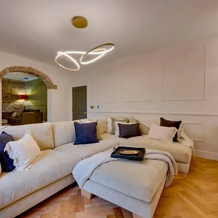 Prázdninový dům Newly Renovated 4 Bedroom With Wood Burner